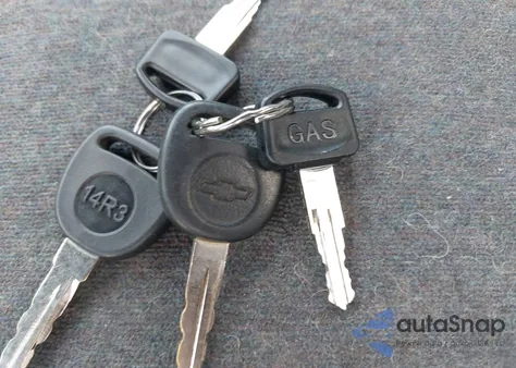 1999 Chevrolet S-10 Ls из США, поврежденный, VIN 1GCCS1941X8178188